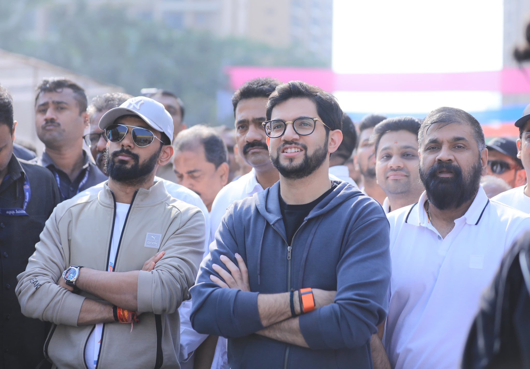 Maharashtra Politics Me Hulchal, Newly Appointed Guardian Minister Par Stay Laga, Aaditya Thackeray Ne Kiya Post
