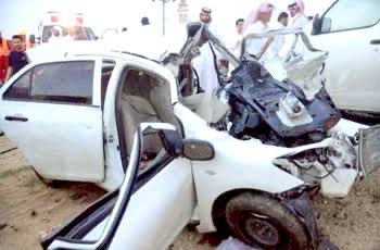 Saudi Arab Me Road Accident Hua, 9 Indian National Sahit 15 Logon Ki Death Hui, Jeddah Ki Indian Consulate Ne Bataya