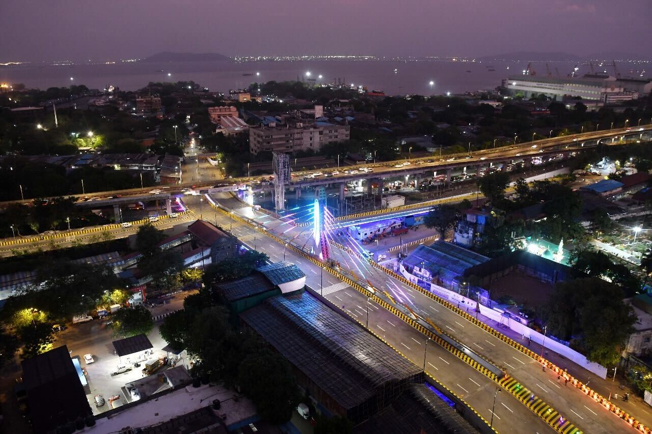 Mumbai ka pehla cable stayed railway over bridge at Reay Road, CM Fadnavis ne kiya inauguration