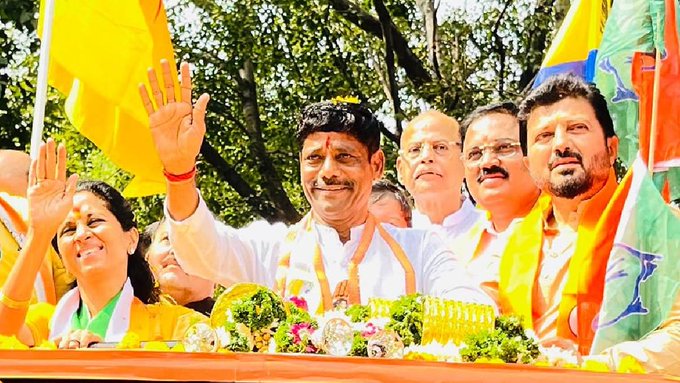 Congress Ko Laga Jhatka – Pune Kasba Peth Se Ex MLA Ravindra Dhangekar Ne Resign Kiya, Shinde Group Me Jaane Ki Charcha