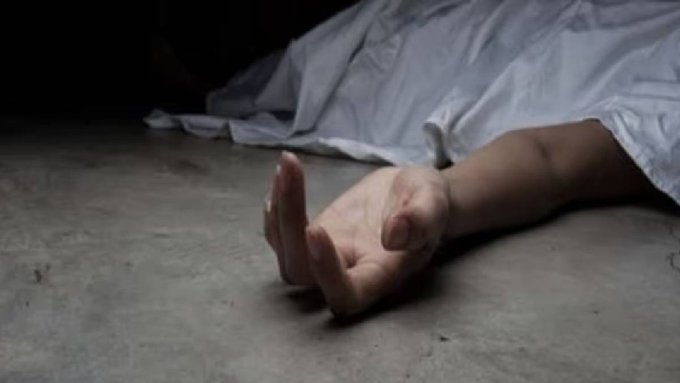 Maa Bete Ki Dead Bodies Mili Bandh Flat Me At Kamothe Navi Mumbai