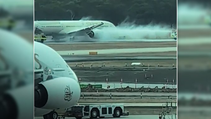 Aeroplane Ka Tyre 2 Burst Hua, Aag Lagi, At Australia Melbourne Airport, Abu Dhabi Ke Liye Udaan Bharte Waqt Hua Haadsa, All Is Well