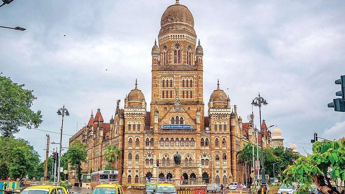 BMC Debris Uthayegi Ab 24/7, Helpline Number Aur MyBMC App Par Contact Kar Sakte Hain Log