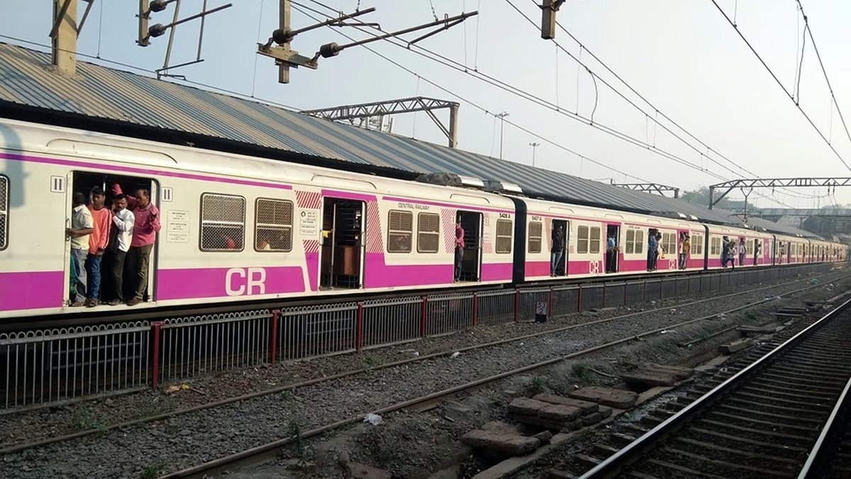 Platform Tickets Par Rok Lagayi Central Railway Ne Mumbai Aur Dusri Jagah Ke 14 Stations Par, 29 Dec To 2 January Tak