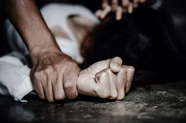 Cousin Bhaiyon Ne Hi Apni Minor Behen Ke Sath Rape Kiya, Ladki Pregnant Hone Par Mamla Aaya Samne At Vikhroli