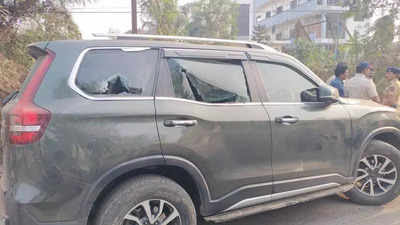 Firing in Naigaon – 2 Group ki jhadap me Goli Chali, 2 Logon ko goli lagi, Bamboo, Chaku, iron rods ke hamle se kuch injured hue