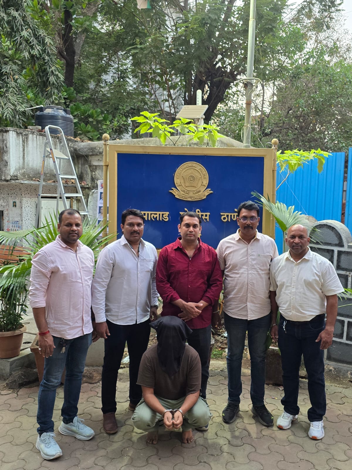 Mumbai Se Jammu Kashmir Gaya Tha, Music Composer Pritam Ki Office Se Rs 40 Lakh Churane Wala Malad Police Station Ki Giraft Me
