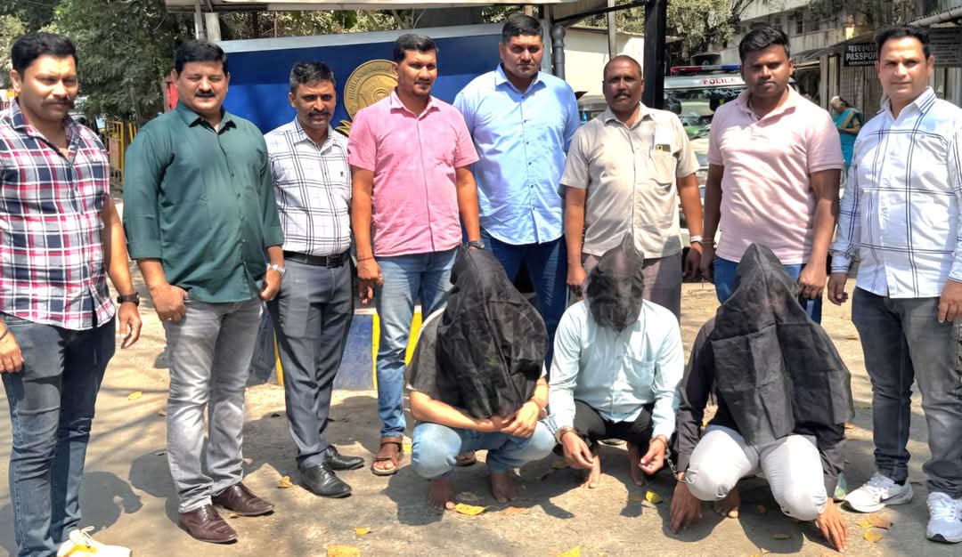 Kidnap Shaks ko Rescue kar 3 aaropi ko arrest kiya Mumbai Police Crime Branch Zone 8, Vakola Police ne