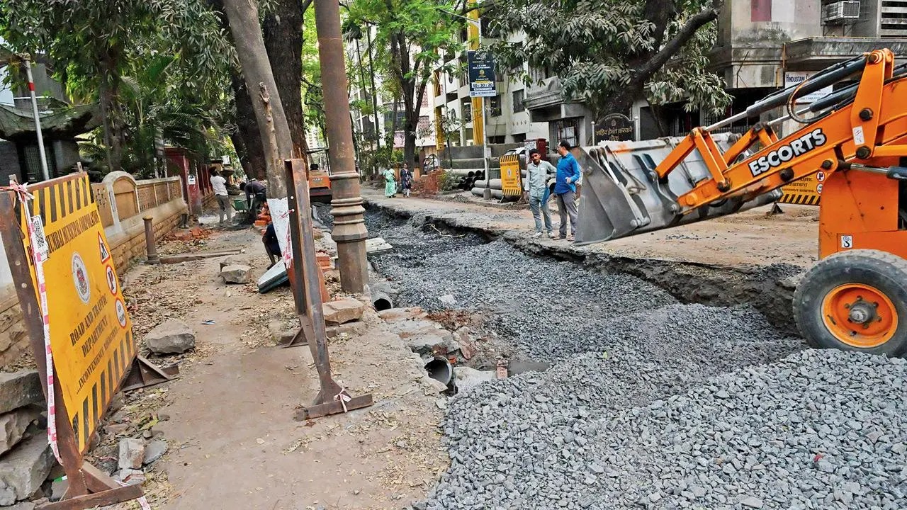 Mumbai ke Road ka kaam 31st May se pehle poora karne ka nirdesh diya Contractors ko BMC Commissioner ne