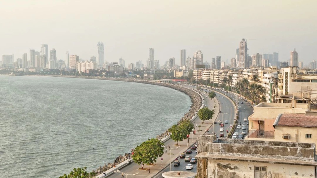 Mumbai Mausam – Badal Chaaye Rahenge, Garmi Se Thoda Rahat Rahegi Aaj Mumbaikars Ko