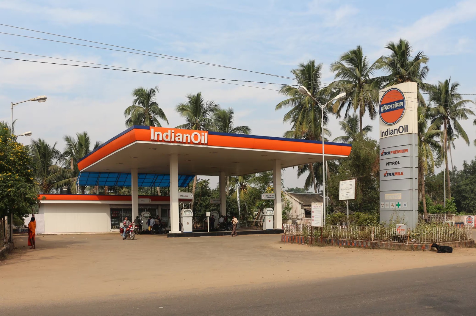 Afwahon Par Dhyan Na Dein – LPG Aur Fuel Lene Ke Liye Rush Na Karen, Desh Bhar Mein Supply Smooth Hai: IOCL