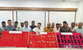 Chain, Mobile Snatching Ke 70 Cases Mein Shamil 4 Aaropiyon Ko Arrest Kiya Kalyan Crime Branch Unit 3 Ne, 50 Lakh Ka Mudda-Maal Seized