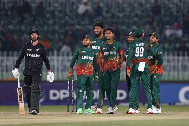 New Zealand ne Bangladesh ko 5 Wickets se haraya at Rawalpindi, ICC Champions Trophy 2025
