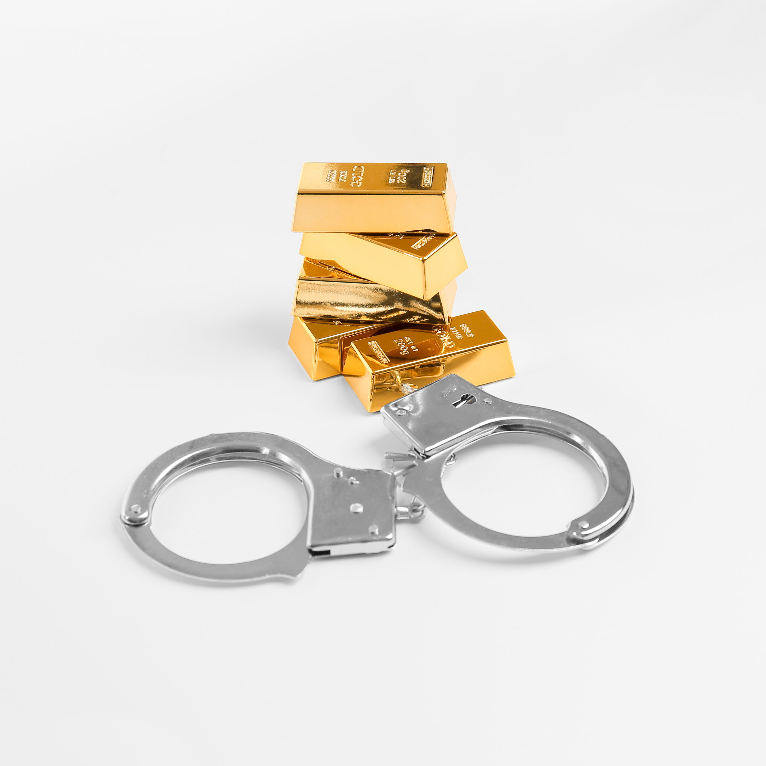 DRI Ne ‘Operation Alchemist’ Se Pakda Gold Smuggling Racket! 7 Arrested