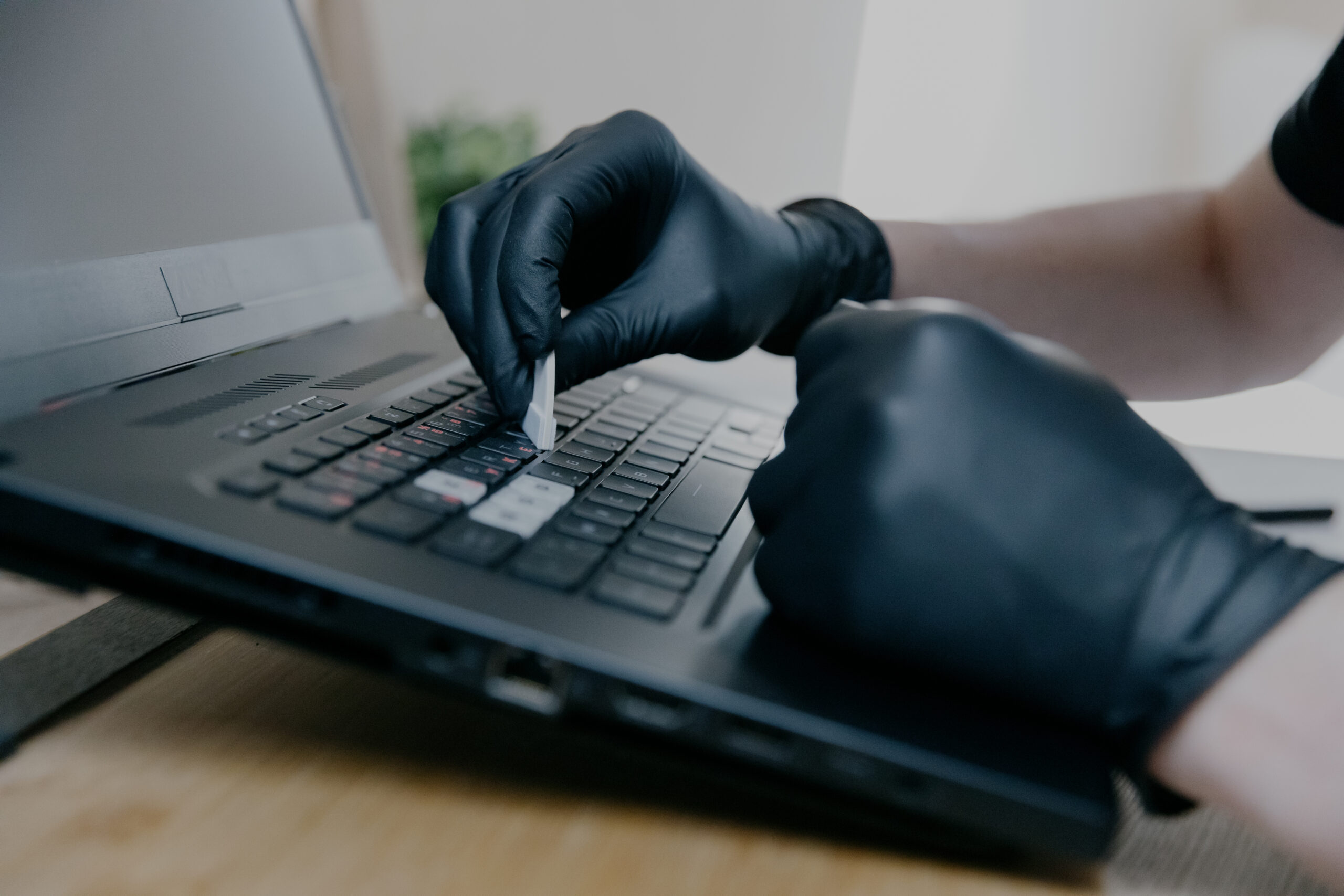 Mumbai Mein Cyber Fraud: Malabar Hill Ke Businessman Se ₹5 Lakh Ki Loot