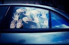 Car me khelte khelte Dum Ghutne se gayi 5Yrs old boy ki jaan at Mulund, Car Lock hogayi thi