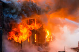 Fire In Bhandup West Due To Garbage Burn Major Risk Of Transformer Blast