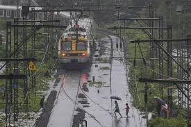 Local Train Service Down, Harbour Line Par Vadala Road Aur CSMT Ke Beech Up And Down Local Train Service Bandh