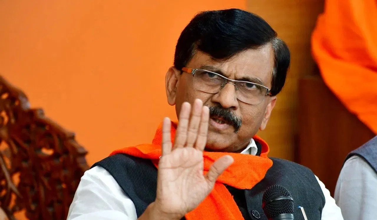 Sabhi Gunde Kalyan, Ambernath, Beed Me Hi Kyon Hain Shivsena UBT MP Sanjay Raut Ka CM Fadnavis Se Sawal