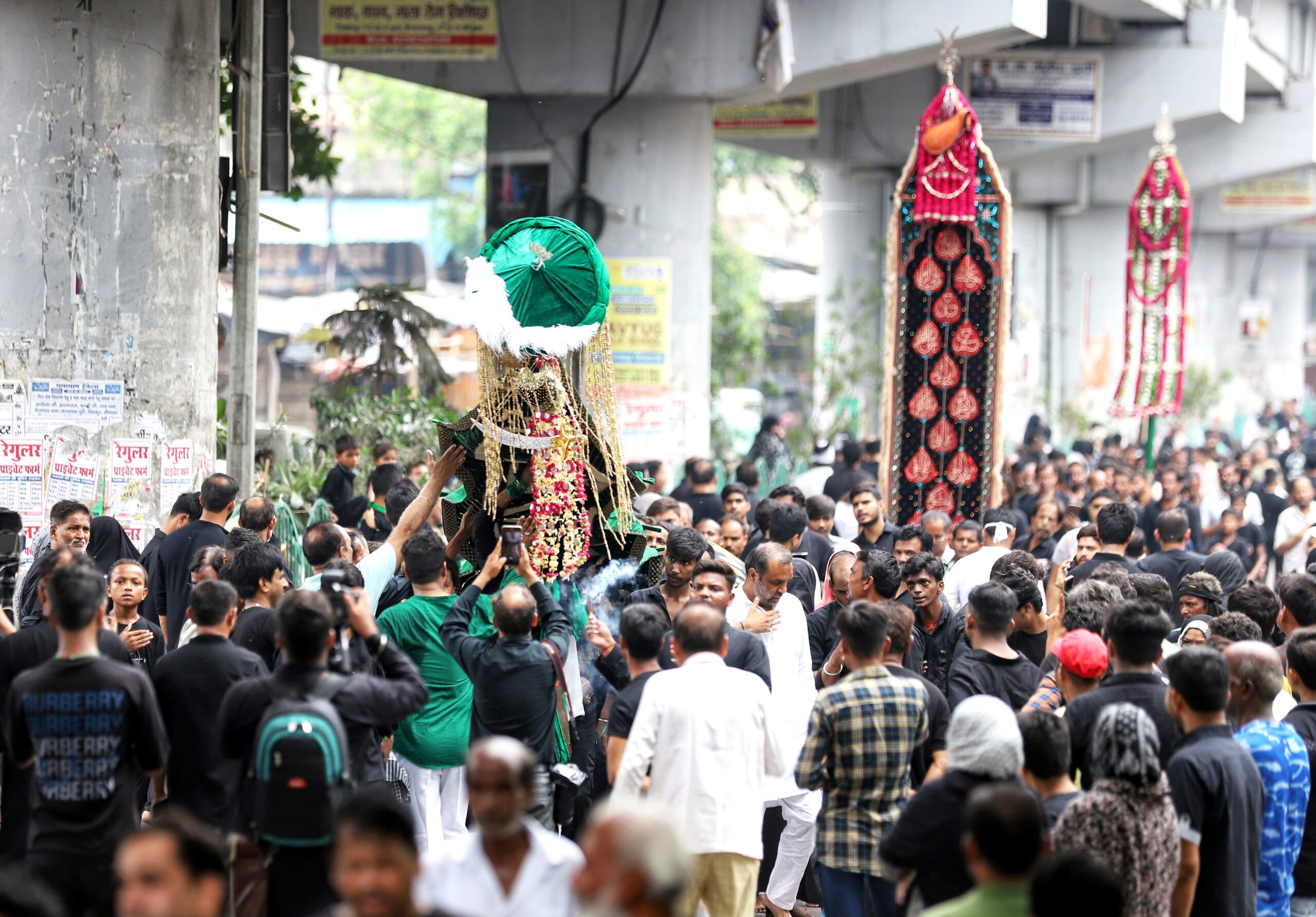 Ashura: Ek Ahm Din, Jo Humein Sachai Aur Insaniyat Sikhaata Hai.