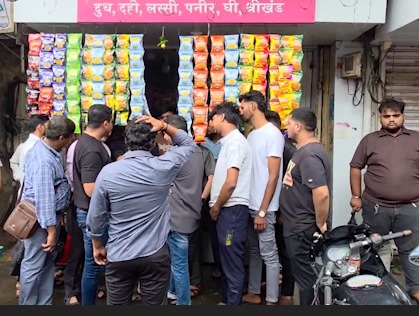 Shankar Mobile Shop Mein ₹15 Lakh Ke Phones Ki Chori, Chor CCTV DVR Bhi Saath Le Gaye