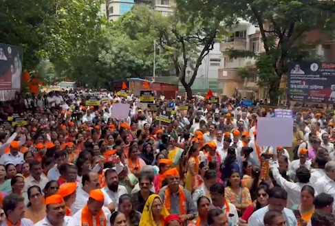 Shiv Sena UBT Ne Shivaji Park Mein Mahayuti Ke Khilaf Janaakrosh Aandolan Kiya