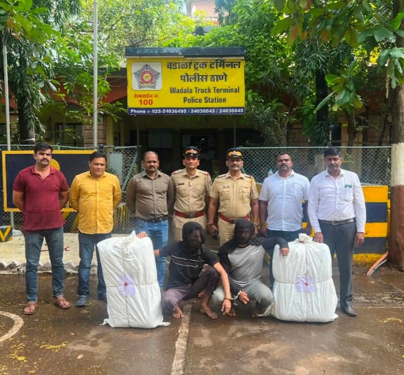 Wadala Truck Terminal Police Ne 51.5 Kg Ganja Japt, 2 Aadmiyon Ko Kiya Arrest
