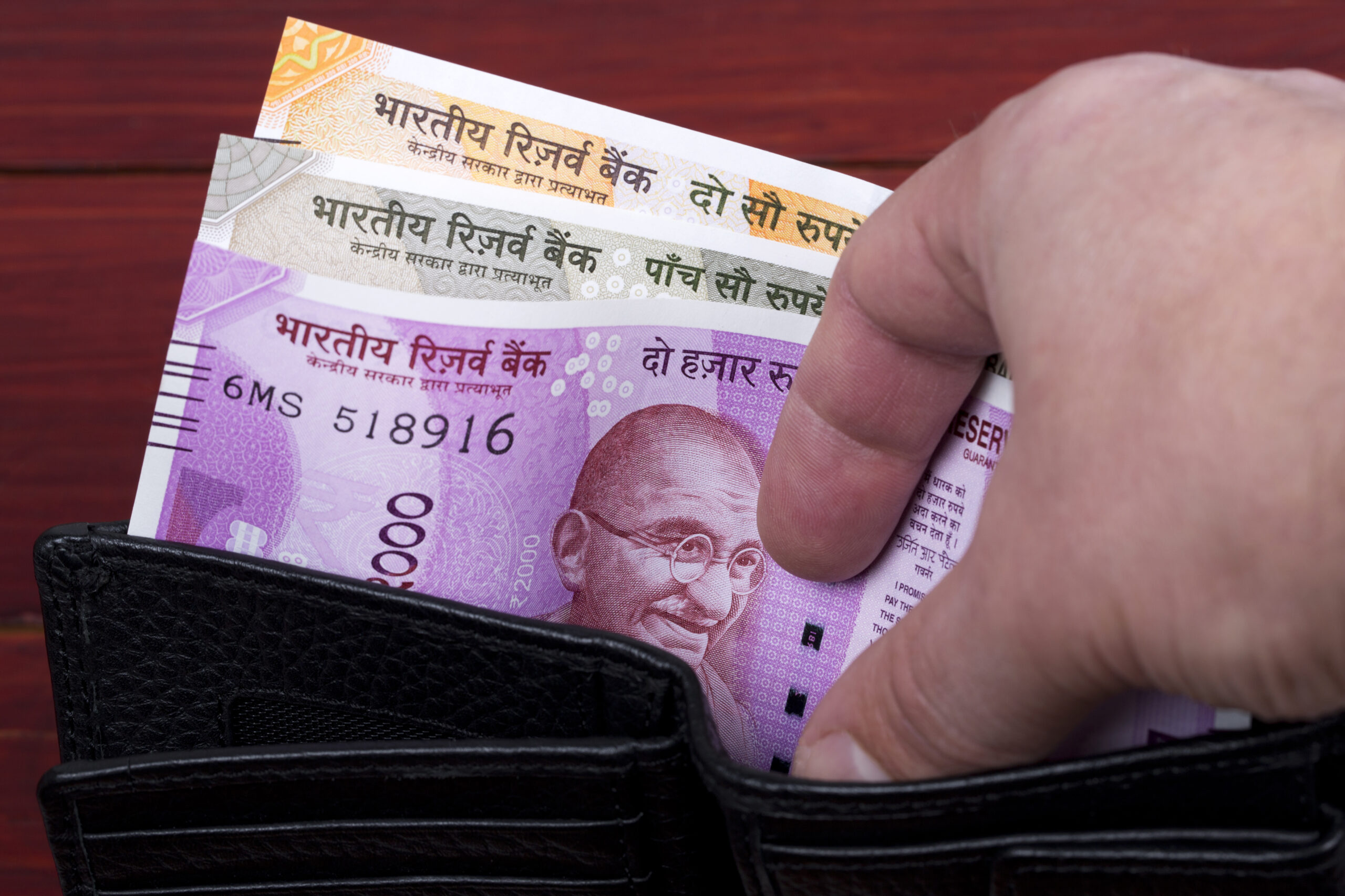 Matunga Police Ne ₹76 Crore Ke Corporate Fraud Case Ko EOW Ko Transfer Kiya