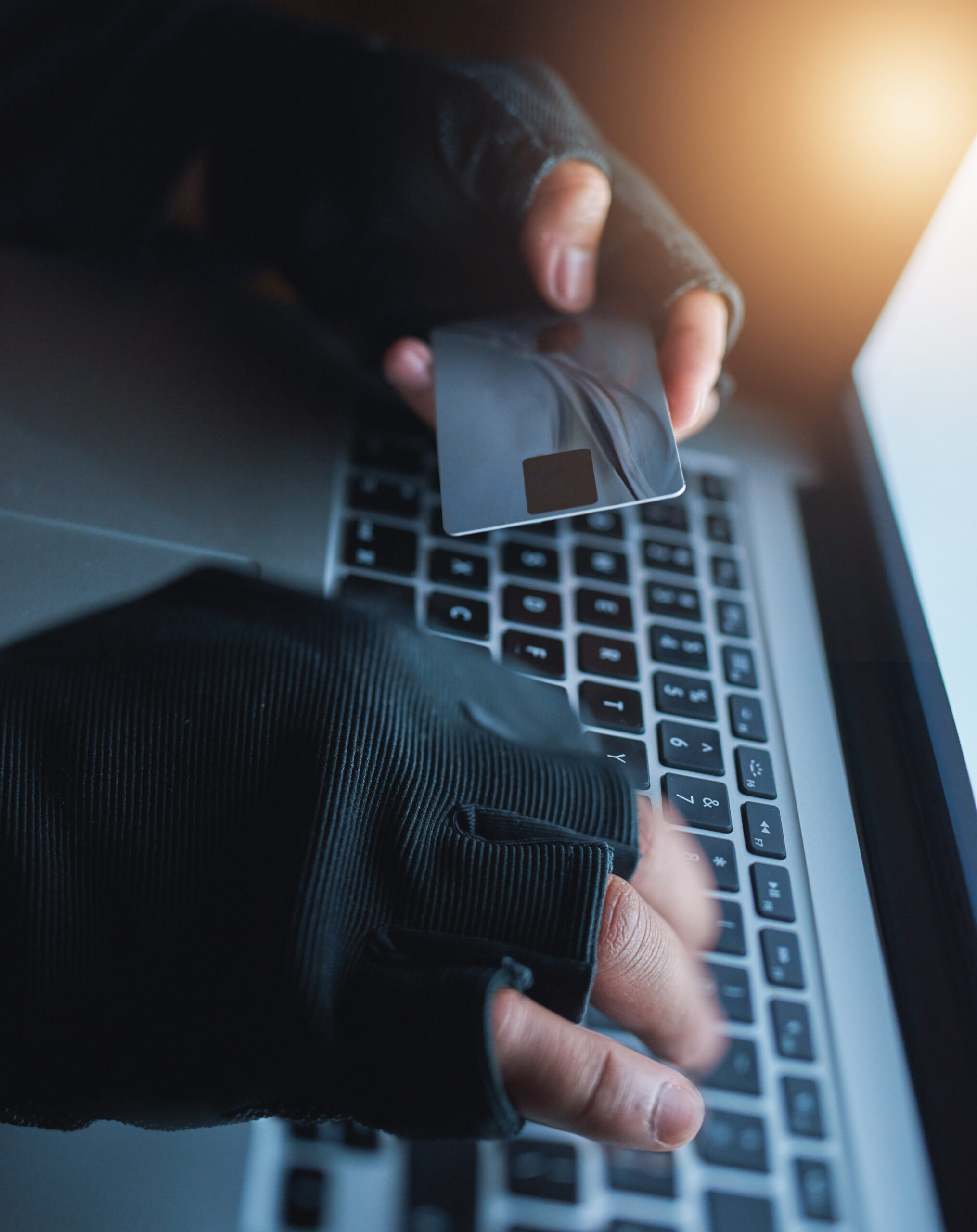 Igatpuri Resort Mein CBI Ki Raid, Cyber Fraud Ka Pardafash 5 Log Pakde Gaye