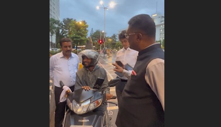 Maharashtra Mein E-Bike Taxis Pe Ban Ke Baavajood Chal Rahi Hain, Companies Ko Bada Fine