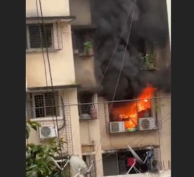 Fire broke out in a high rise building of Orchid Plaza | Dahisar