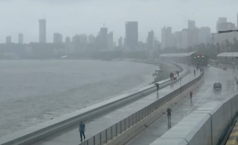 Mumbai Mein Aaj Aur Kal Heavy Rain, Yellow Alert Jari