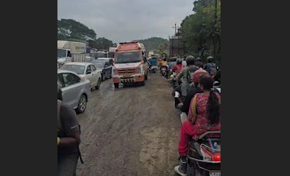 “Traffic Jam Mein Ambulance phanse rehne ki wajah s 16 Mahine Ke Bachche Ki hui Maut”.