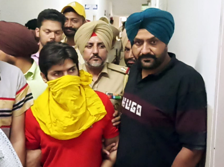Lawrence Bishnoi Gang Ke 13 Suspects Ko Maharashtra Police Ne Pakda Amravati Se- Baba Siddiqui Case Connection