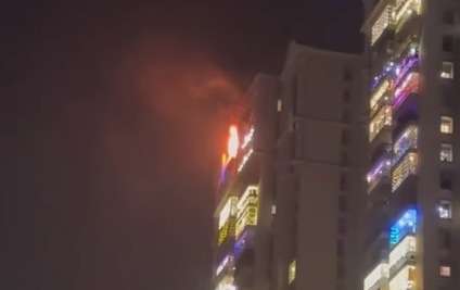 Fire Breaks Out at Rodas, Hiranandani Estate, Ghodbunder Road