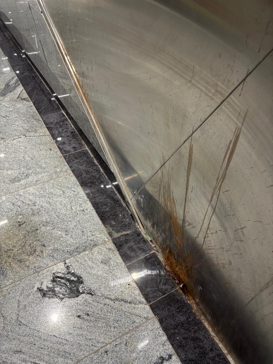 Bolo Juban Kesari… Mumbai Ki New Metro Huwi Gutke Ke Daag Se Rangeen