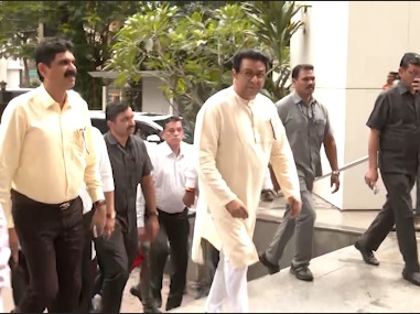 MVA Aur Raj Thackeray Ki Meeting Chal Rahi Hai YB Chavan Centre Pe – Voter List Scam Expose Se Pehle, 1 November Ko Joint Protest!
