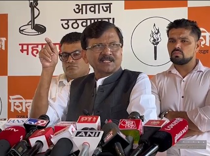 Thackeray Camp Ko Bada Jhatka – BMC Polls Se Pehle Sanjay Raut Ne 2 Mahine Ka Break Liya, Health Kharab Hone Se Public Life Se Door!