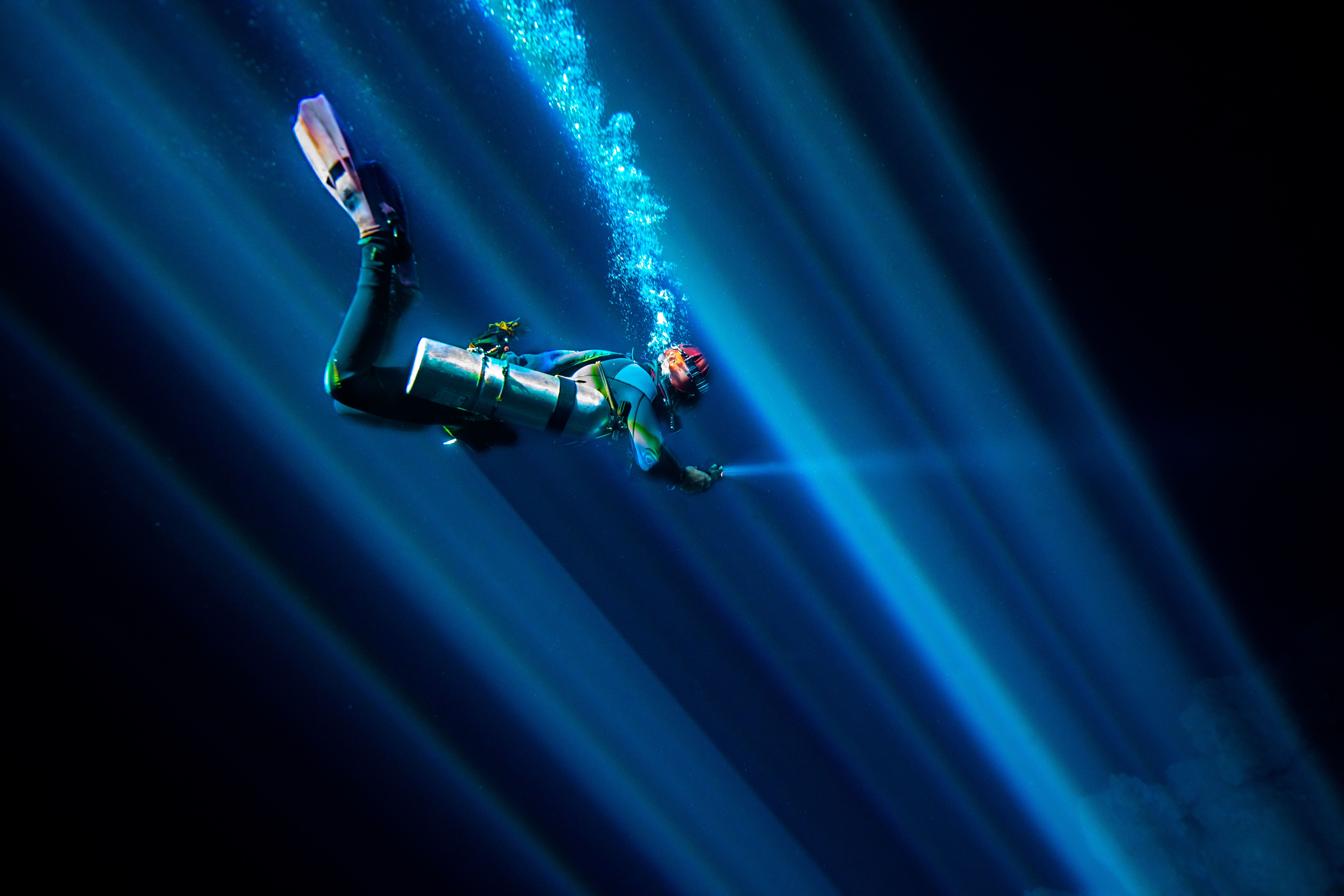 Apple Watch Ultra Ne Bachaayi Ek Young Diver Ki Zindagi: Tim Cook Ne Bheja Thank You Message.