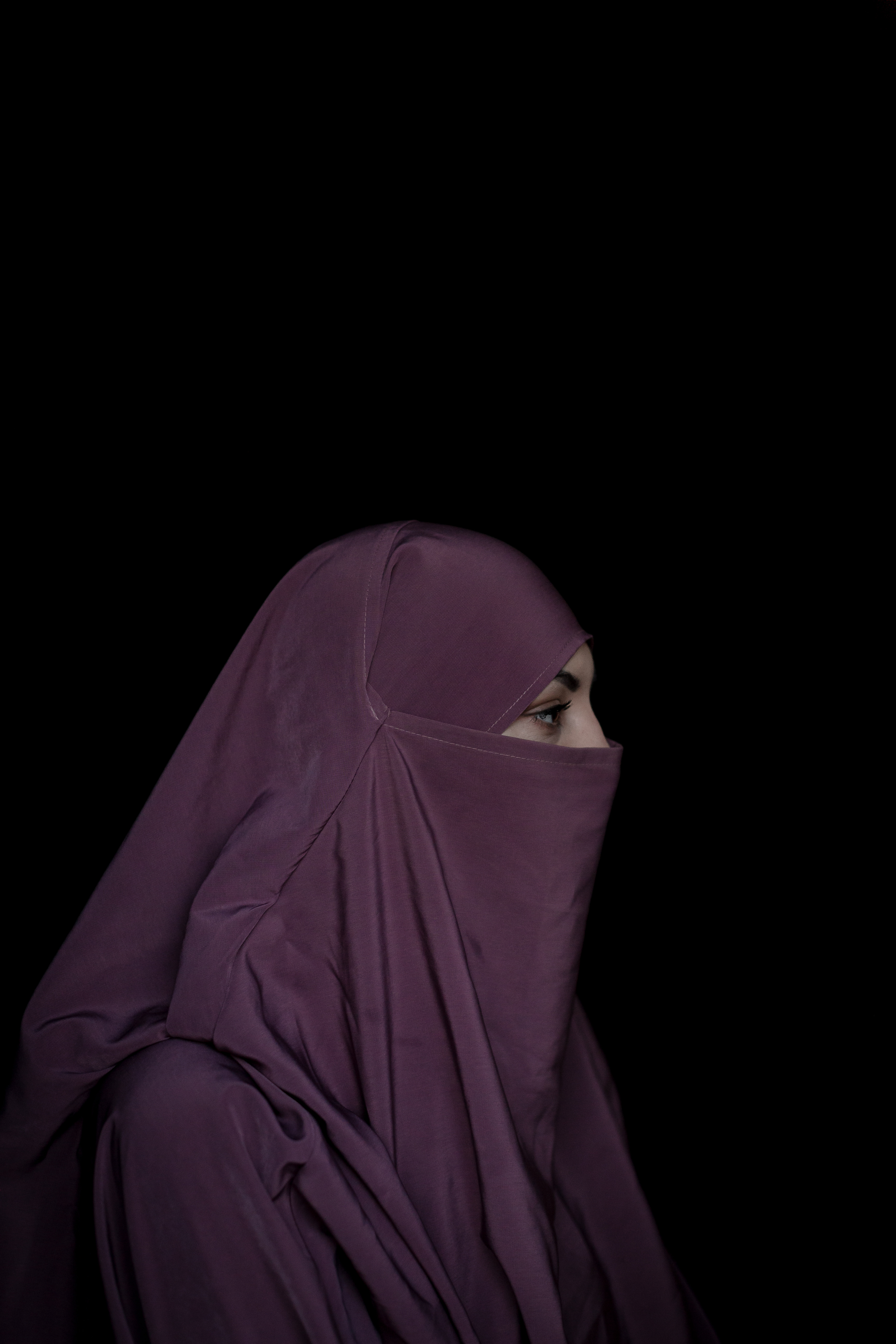 Italy Mein Burqa Ya Niqab Par Lag Sakht H Pabandi.