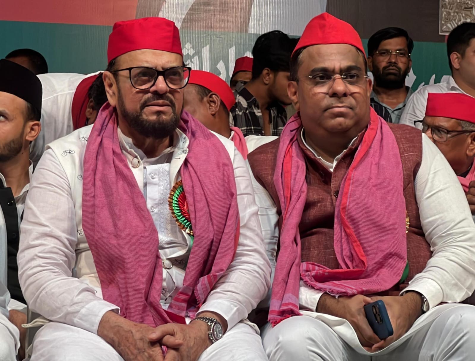 Good News: Abu Azmi aur Raees Shaikh ke beech Sulah!