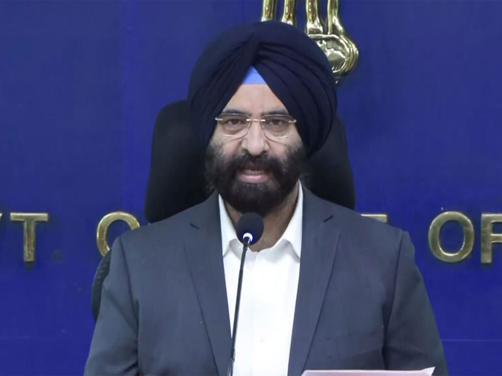 Delhi Minister Manjinder Singh Sirsa apologises for air pollution, says “it’s impossible to reduce AQI in 9-10 months”