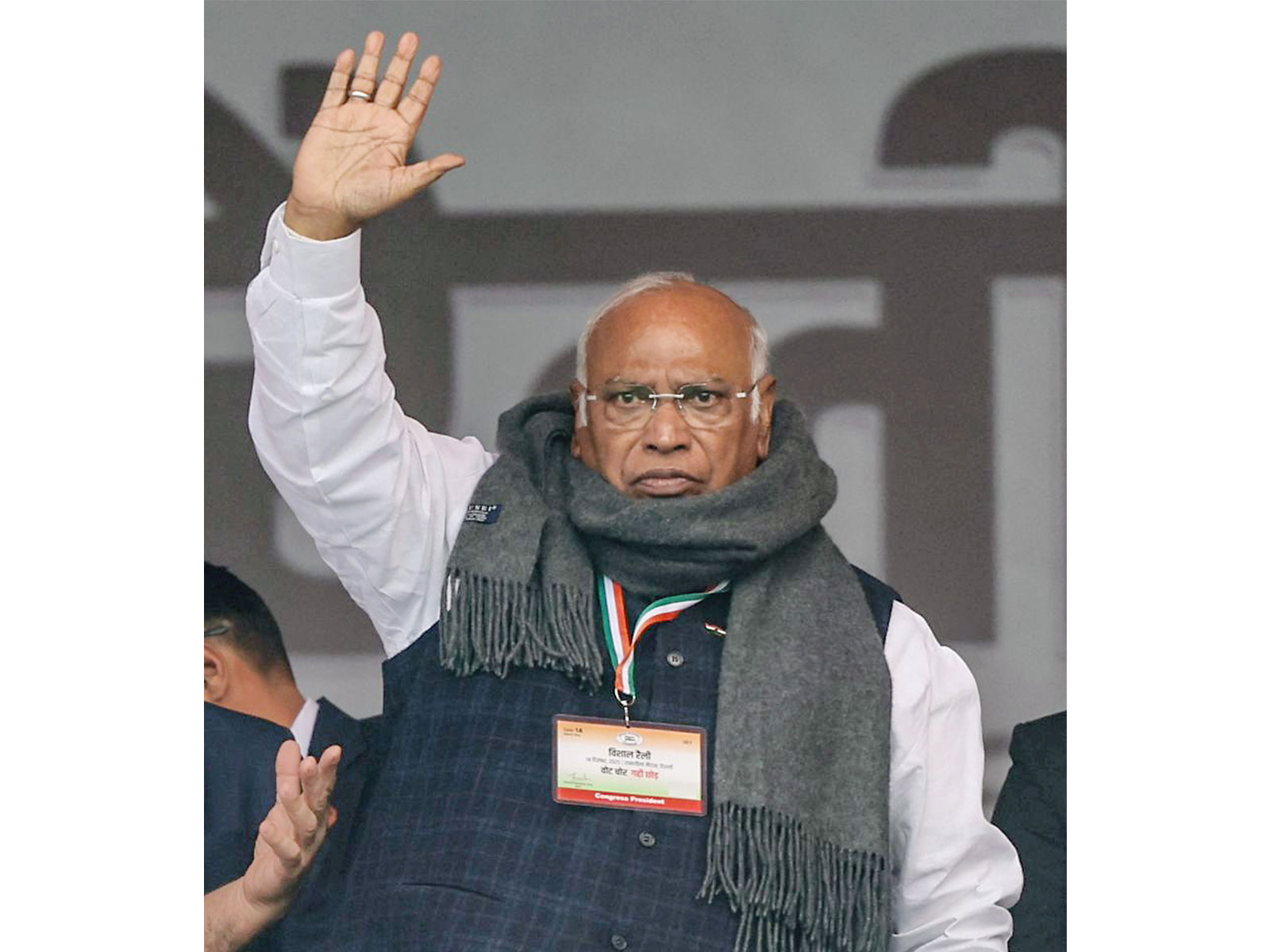 “Modi Govt leaving no opportunity to loot common public”: Mallikarjun Kharge slams Centre over rail fare hike
