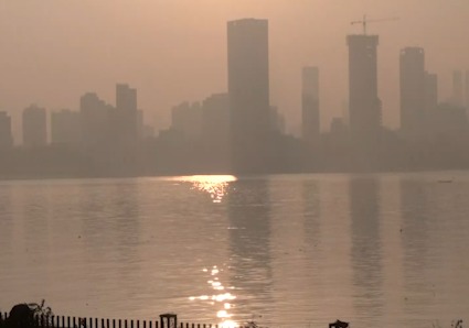 Bandra Reclamation Se Dhundh Me Lipta Dikha Shehar!