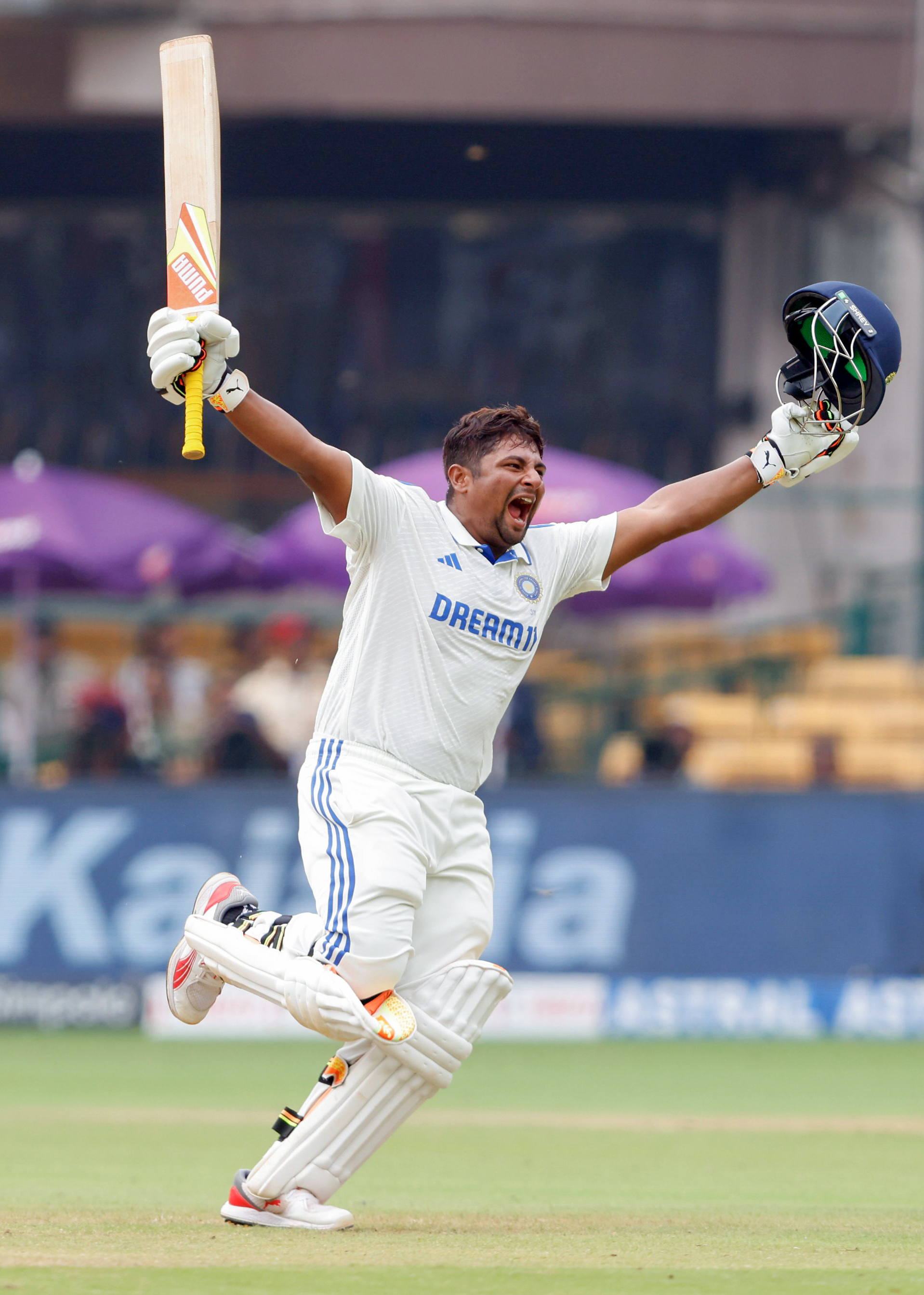 Sarfaraz Khan Ki Double Century Ke Peechhe Kaun? Mumbai Ranji Star Ne Liya Is Indian Cricket Legend Ka Naam