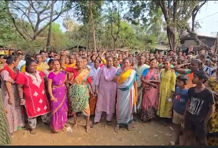 Sanjay Gandhi National Park (SGNP) me eviction aur demolition drive ke khilaf logon ka protest