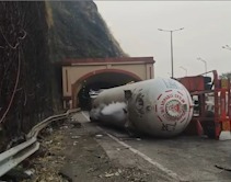 Mumbai–Pune Expressway Par Phase Logon Ke Liye Pune Rural Police Ka Relief Operation