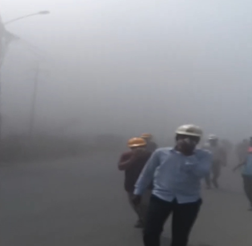 Palghar Ke Tarapur MIDC Mein Oleum Gas Leak, 2,600 Se Zyada Workers Aur 1,600 Students Ko Nikala Gaya