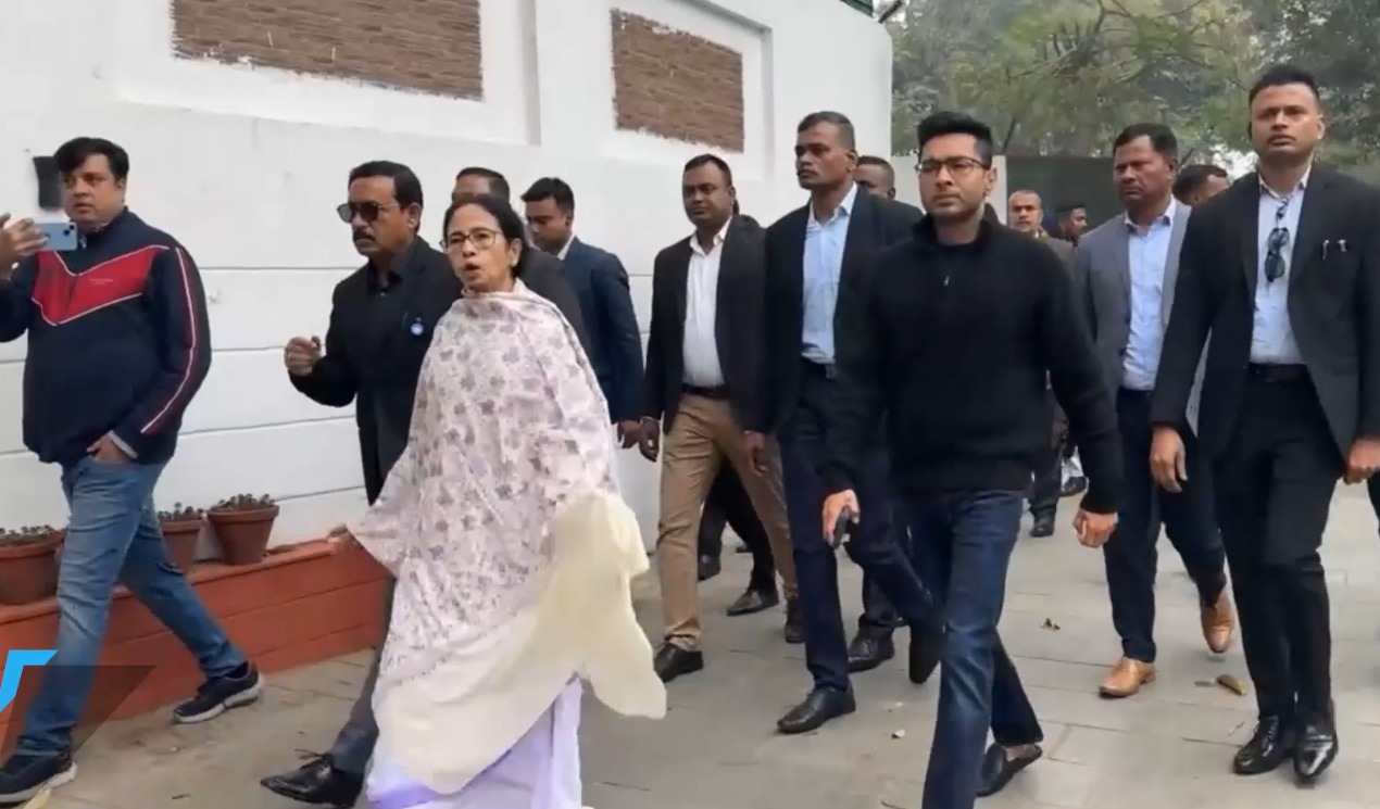 CM Mamata Banerjee calls PM Modi an ‘intruder’; BJP leaders deliver a scathing retort to Mamata Banerjee!