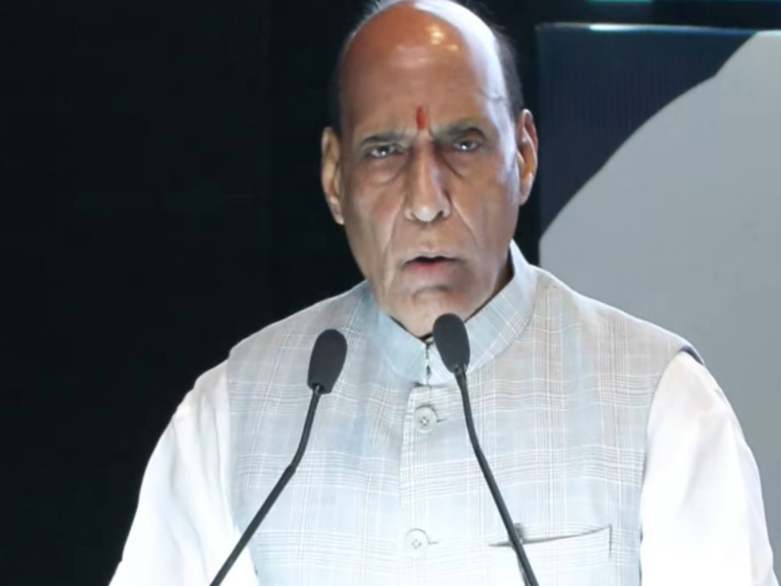 “Important for India to achieve self reliance in drone manufacturing for defence preparedness:” Union Minister Rajnath Singh